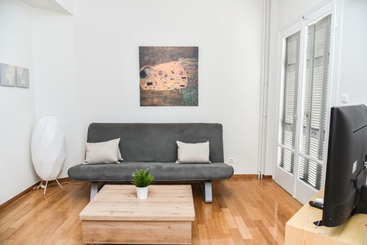 Warm Apartment At Exarchia 1 Bed 2 Pers Athena Bagian luar foto
