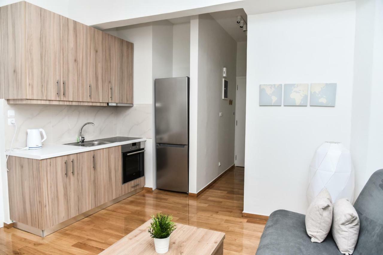 Warm Apartment At Exarchia 1 Bed 2 Pers Athena Bagian luar foto