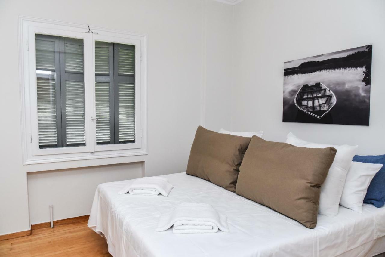 Warm Apartment At Exarchia 1 Bed 2 Pers Athena Bagian luar foto